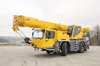 liebherr-ltm-1040-2-1-liccon2-driving-position-front-left